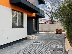 Straulesti Vila P+2 etaje si doua locuri de parcare, langa lac